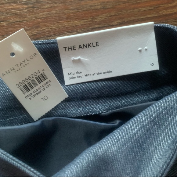 Ann Taylor Factory w’s 10 - the Ankle mid-rise, slim leg - Picture 5 of 6